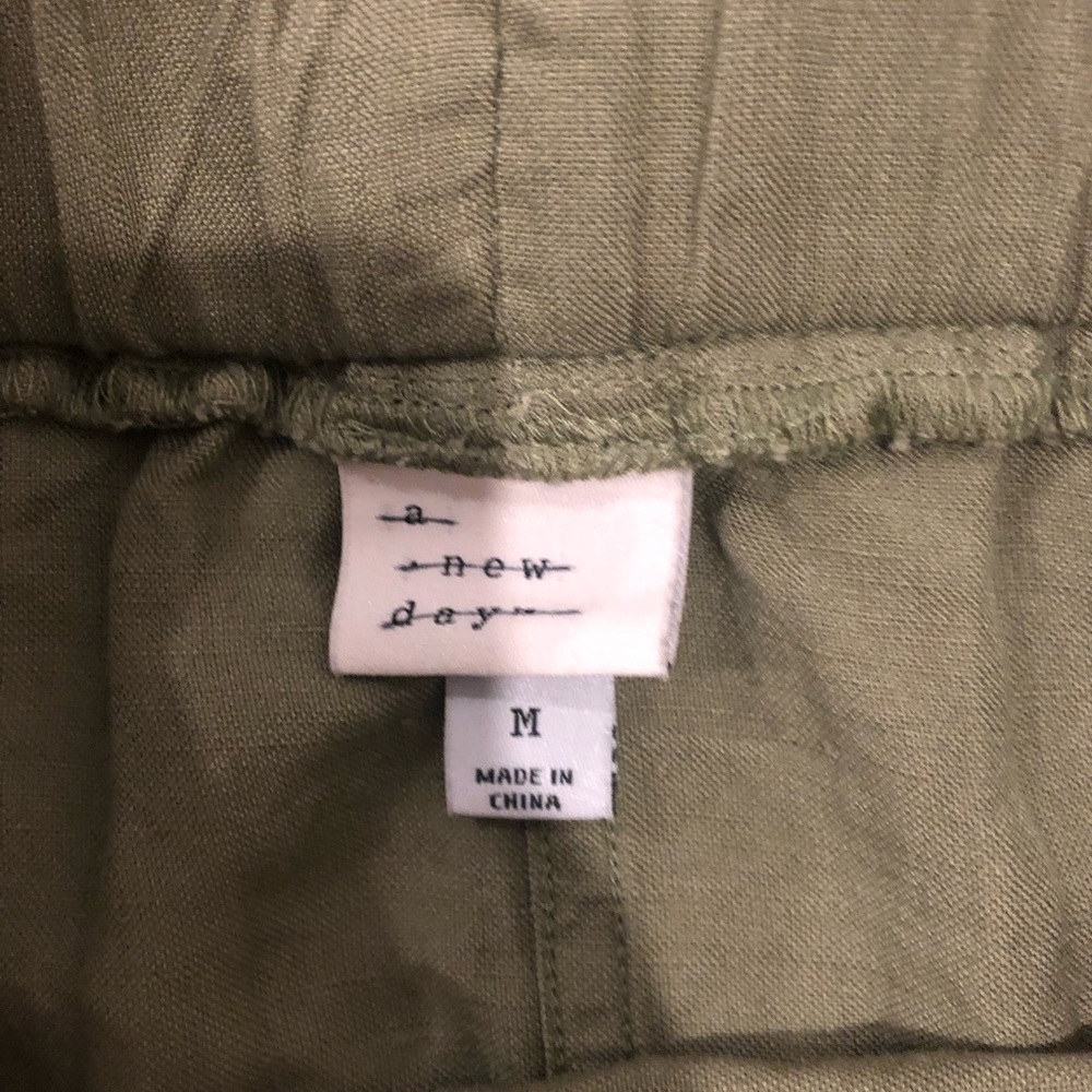 Skirts - Picture 4 of 7